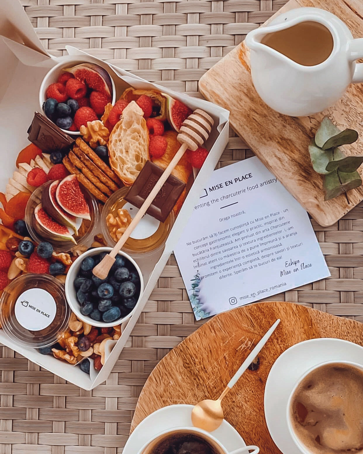 SWEET BRUNCH FOR TWO